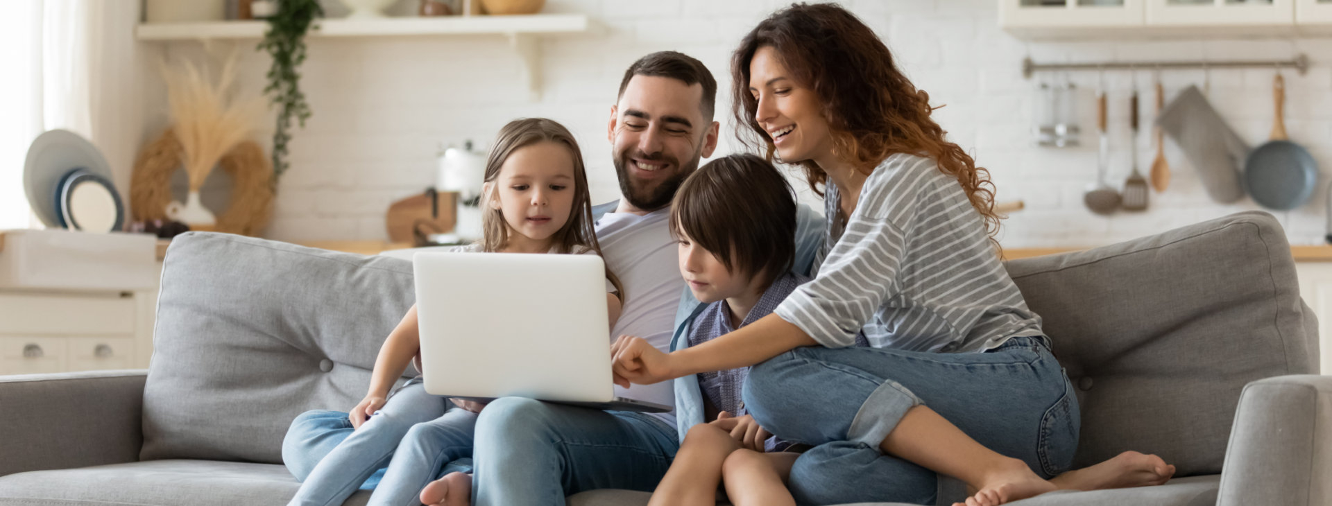 shutterstock_1660546246 1.png